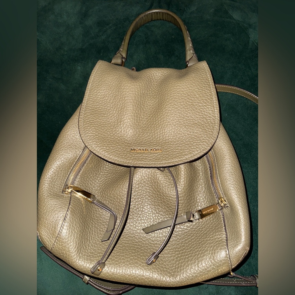Michael Kors Viv Large Leather Backpack/Purse